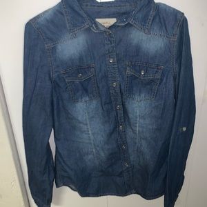 Medium button up shirt